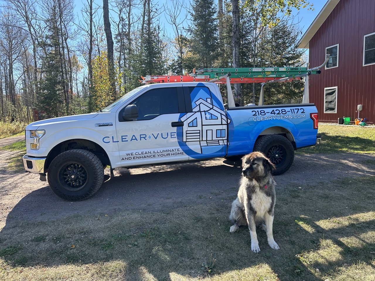 The Clear Vue truck and the site supervisor